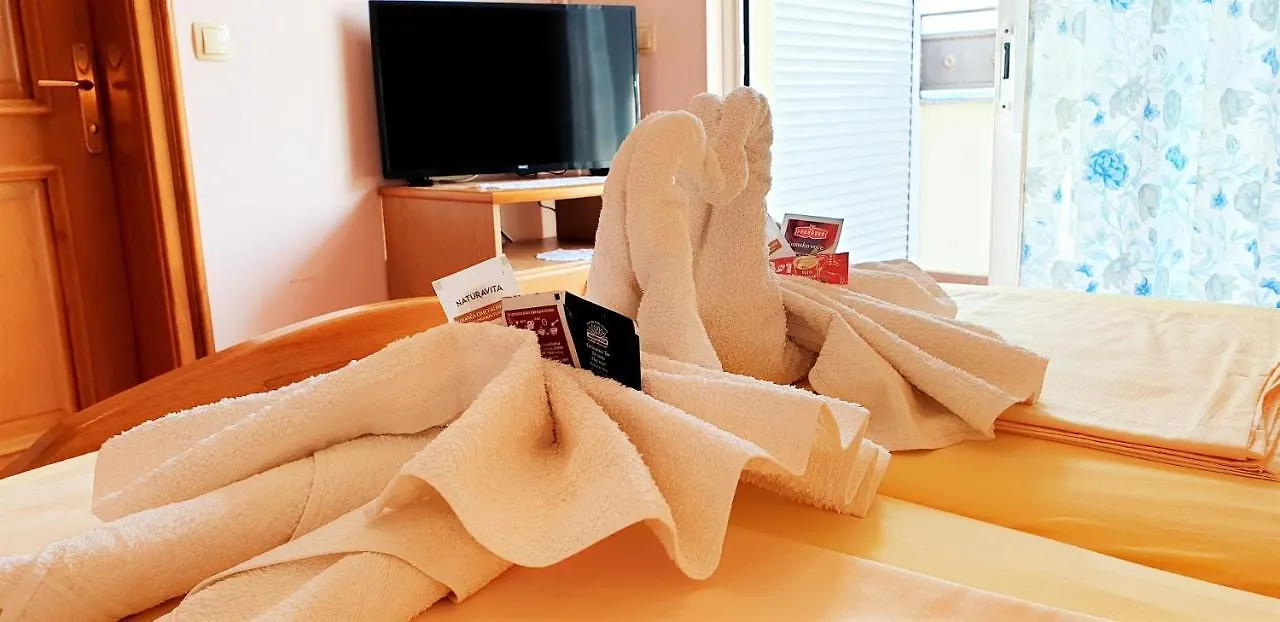 Apartment Villa Ana Selce
