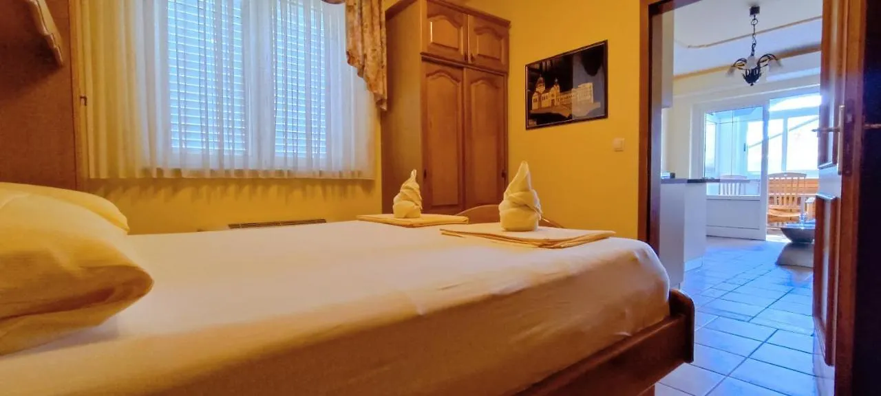 Villa Ana Selce 0*,
